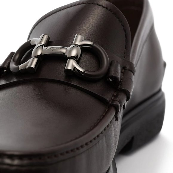 Salvatore Ferragamo leather Gancini detail loafers